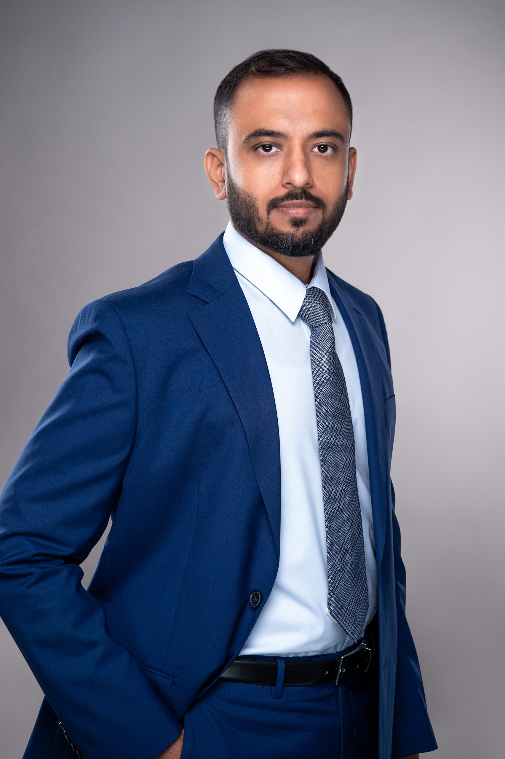 HEAD SHOT