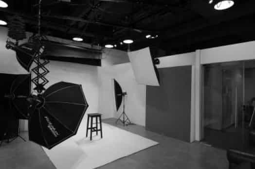 STUDIO WITH PHOTOGRAPHY LIGHTS